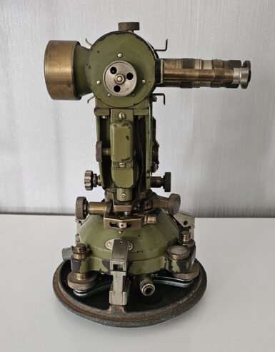 Theodolite WILD T2 first model until 1936