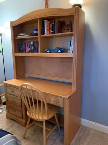 Desk with /Bookcase and chair in very good condition for sale $200