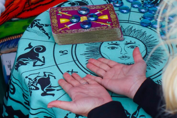 WINTER SPECIAL $10 PSYCHIC READING PHONE IN ONLY