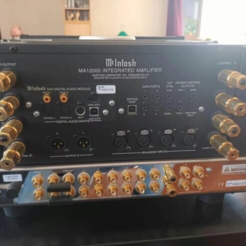 Mclntosh MA 12000 Integrated Amplifier – Like New
