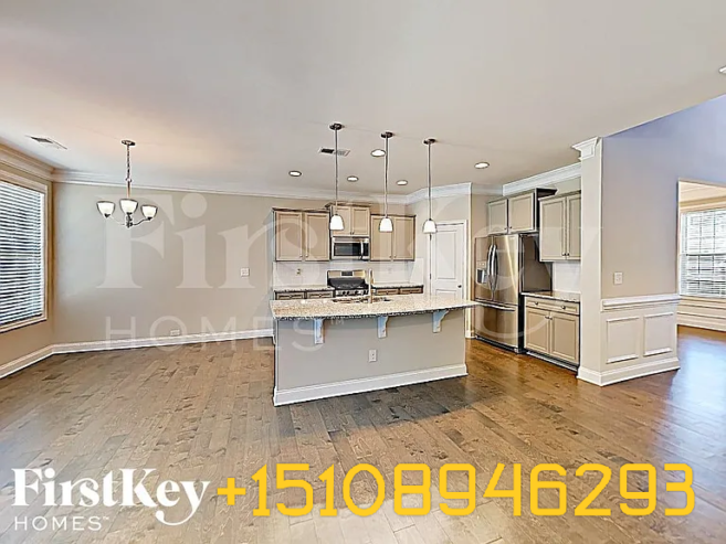 5 bedrooms 3 baths rental home $1,770 /mo