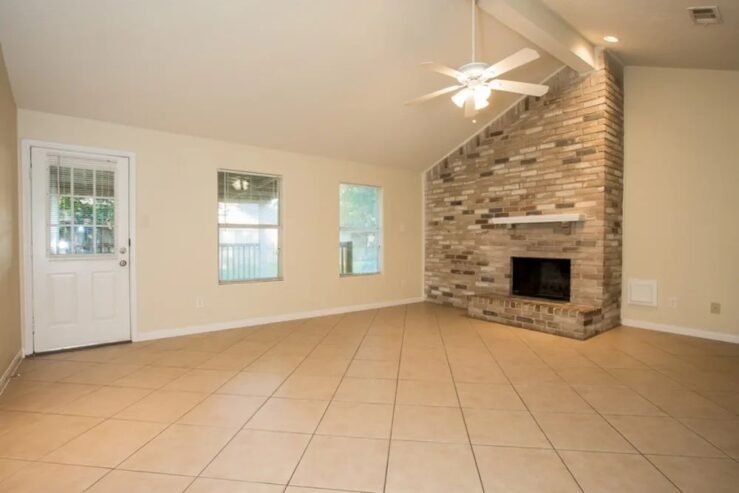 This stunning 3-bedroom 2-bathroom house is available for rent!